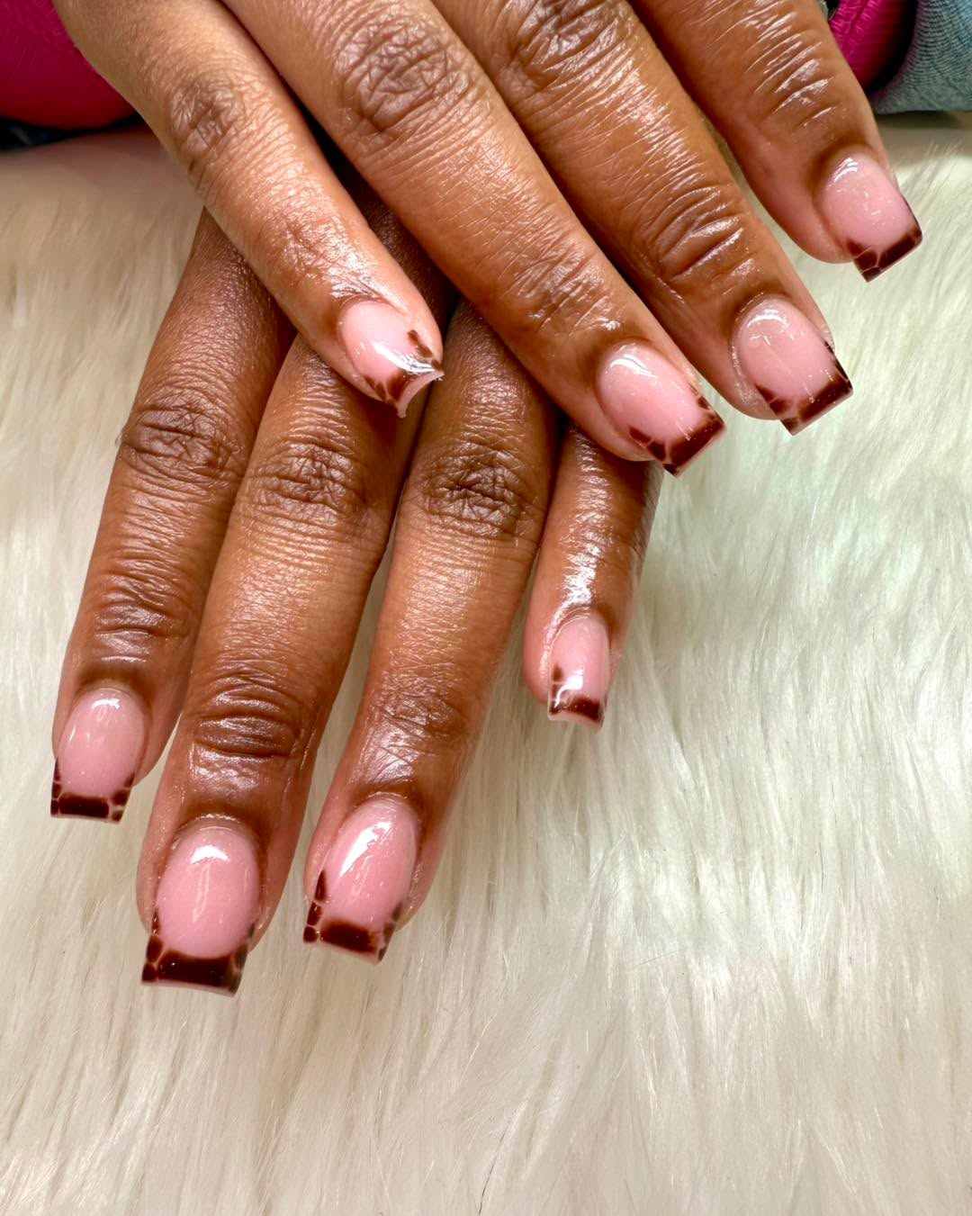 #4143322776 #bayshoremall #mke #lylynailsbayshore #trendy #beauty #goodvibes #mothersday #shortsquarenails #frenchtipnails